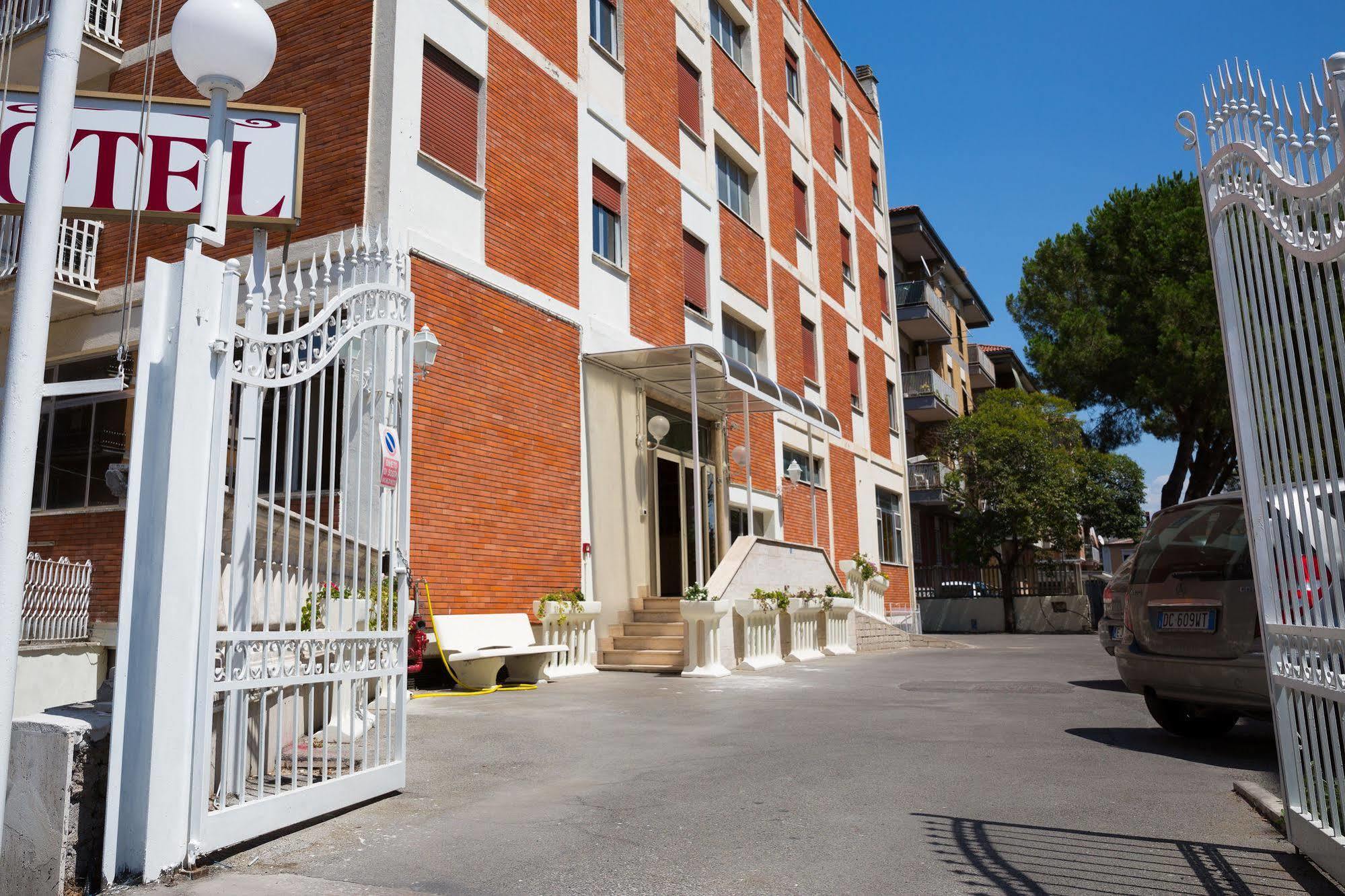 Maximo Hotel Tívoli Exterior foto